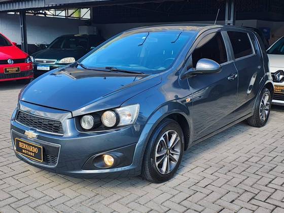 CHEVROLET SONIC 1.6 LT 16V FLEX 4P MANUAL CHEVROLET SONIC 1.6 LT 16V FLEX 4P MANUAL